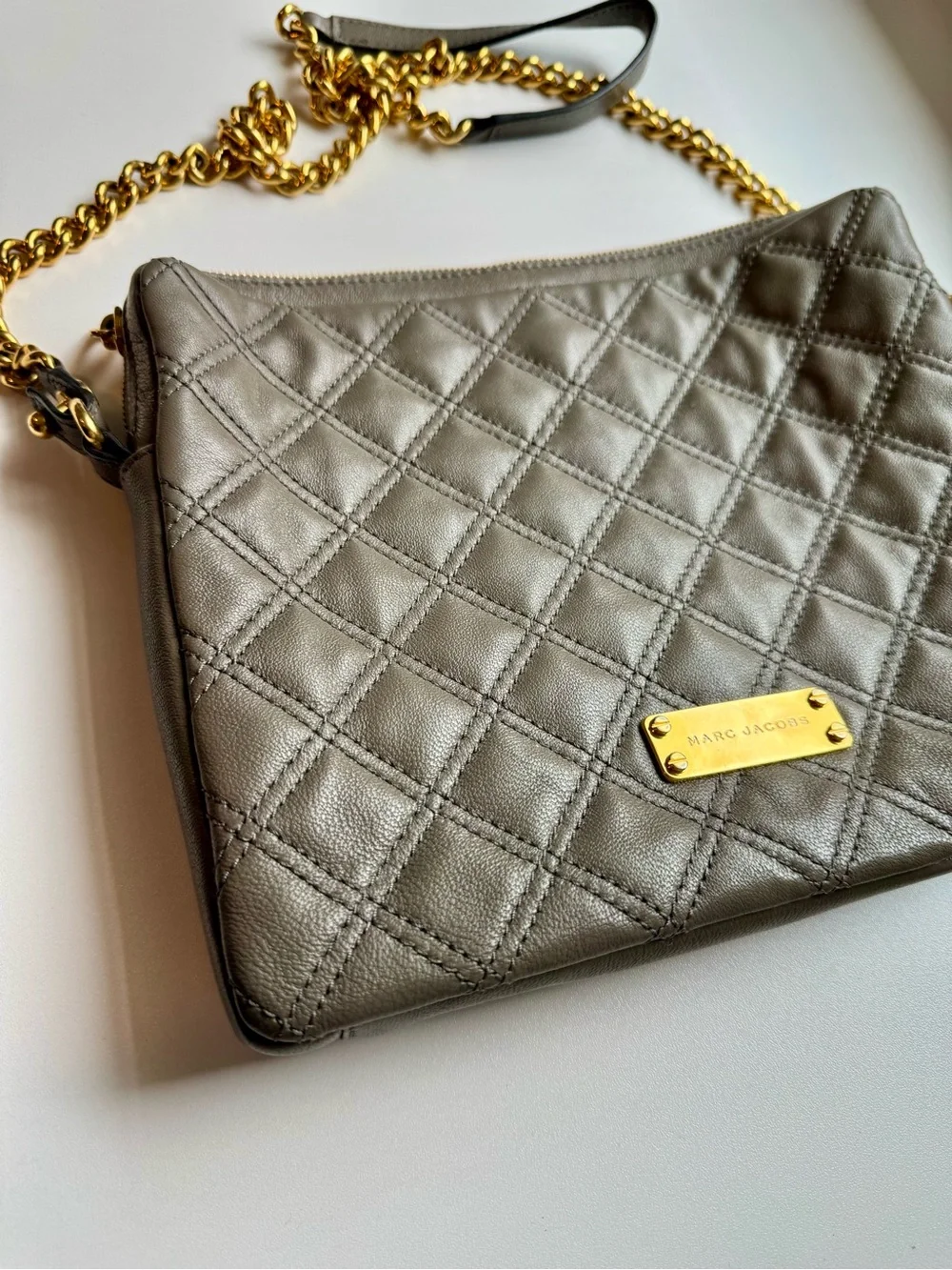 Marc by Marc Jacobs Classic Q Quilted Leather Crossbody bag / Tablet Case